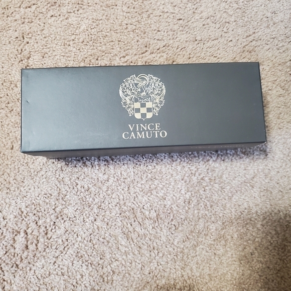 Vince camuto Edolyn Studded Toe Loop Slide Sandal - Picture 12 of 13